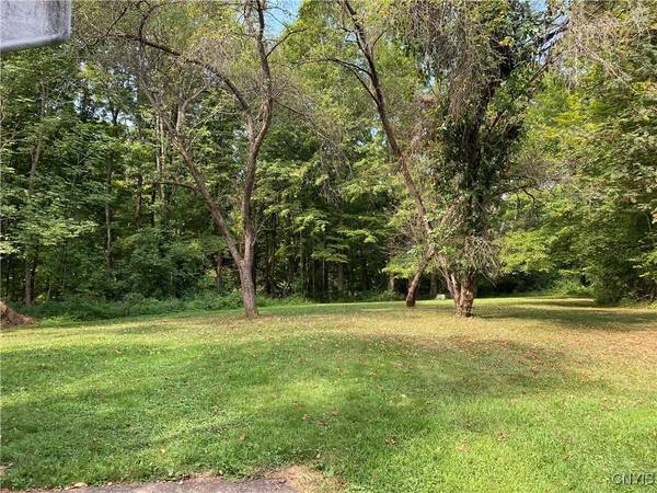4815 Creaser RD, Westmoreland, NY 13490