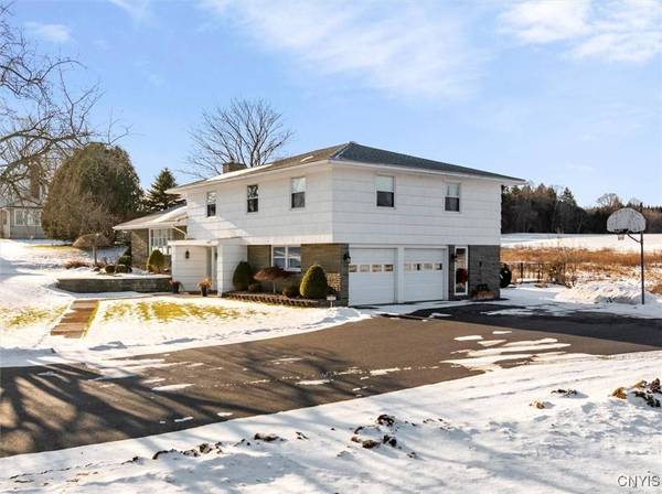 8087 Cider ST, Whitestown, NY 13492