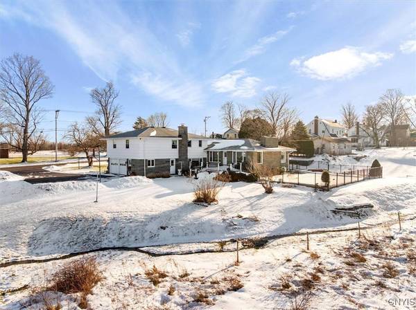 8087 Cider ST, Whitestown, NY 13492