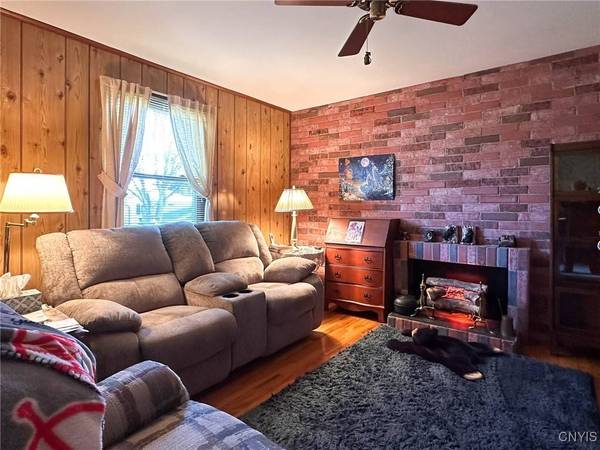 7713 Sandy CIR, Rome, NY 13440