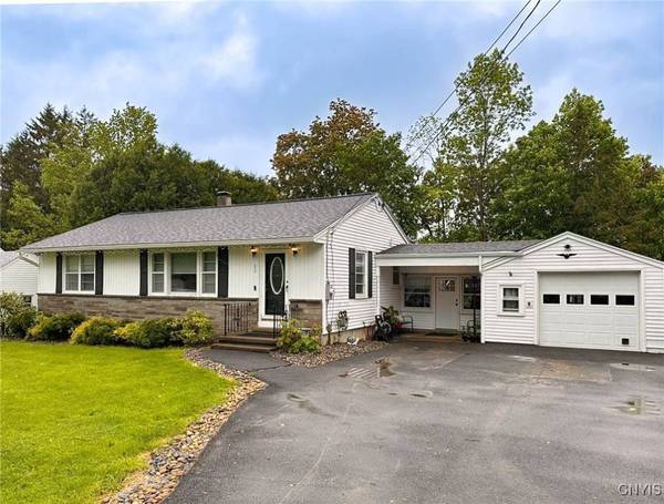 655 Glendale PL, Utica, NY 13502