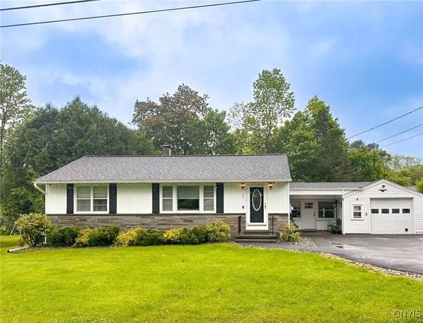 655 Glendale PL, Utica, NY 13502