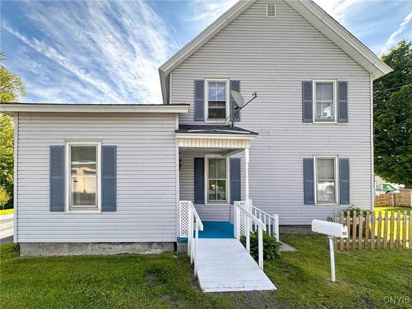 2958 Mill PL, Sauquoit, NY 13456