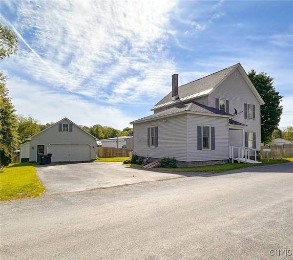 2958 Mill PL, Sauquoit, NY 13456