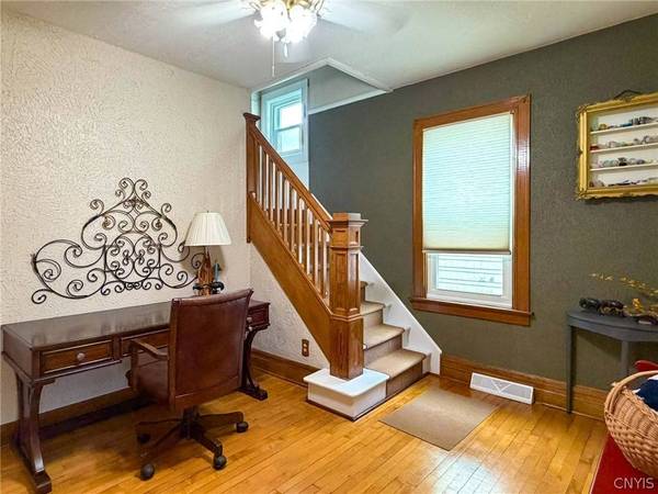 2120 Sunset AVE, Utica, NY 13502