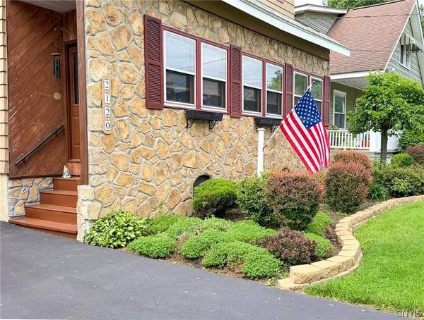 2120 Sunset AVE, Utica, NY 13502