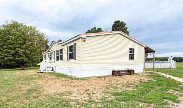2503 Eckel RD, Blossvale, NY 13308