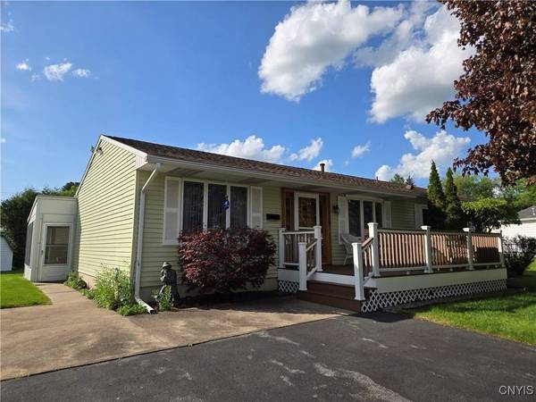 19 Shelly PL, Utica, NY 13502