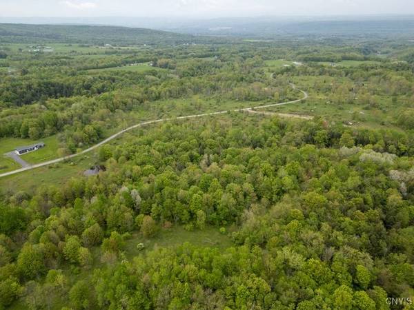 Cogar DR, Frankfort, NY 13340
