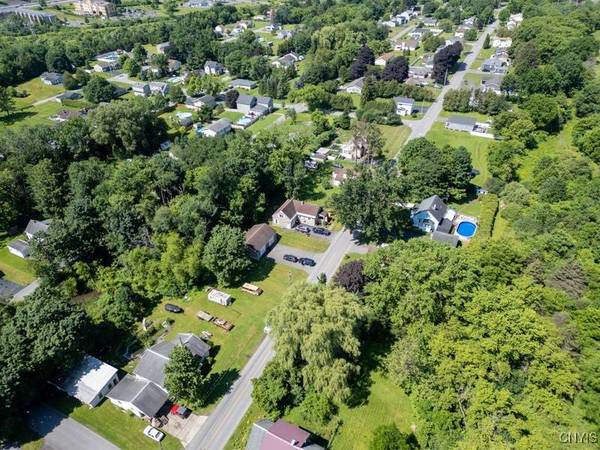 8666 Aitken AVE, Whitesboro, NY 13492