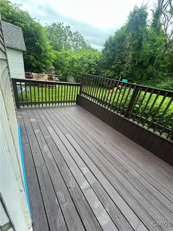 24 Elm ST, Whitesboro, NY 13492