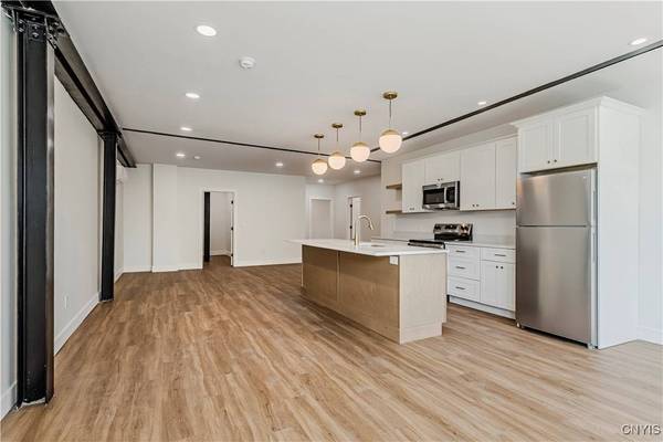 106 Hotel ST #1, Utica, NY 13502