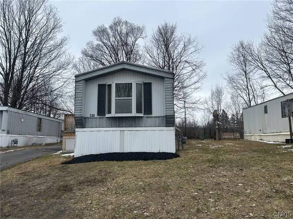 239 Colonial CIR, Utica, NY 13502