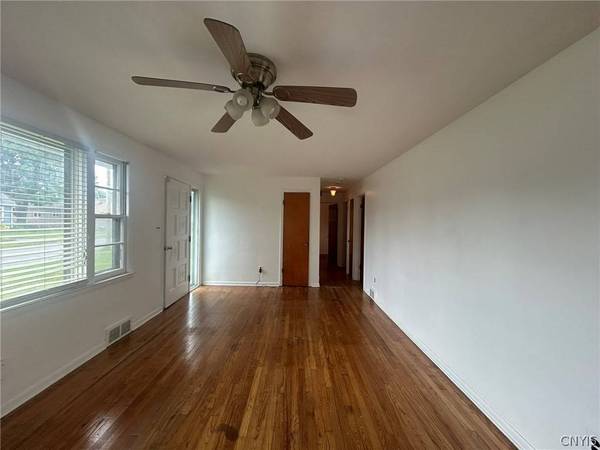 218 Roosevelt DR, Utica, NY 13502