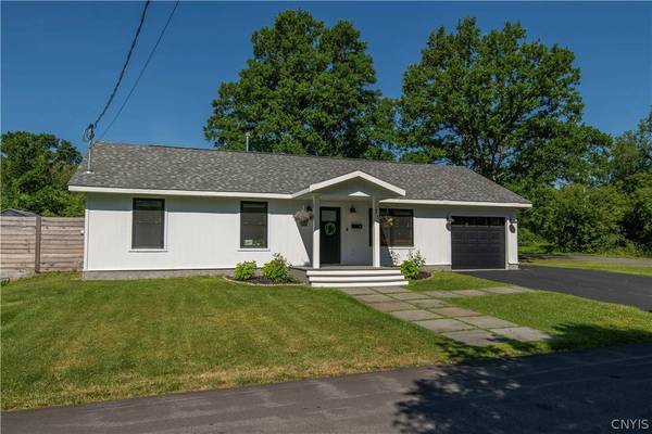 11 Ruth AVE, New Hartford, NY 13413