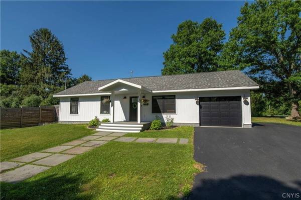 11 Ruth AVE, New Hartford, NY 13413