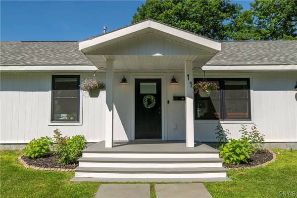 11 Ruth AVE, New Hartford, NY 13413