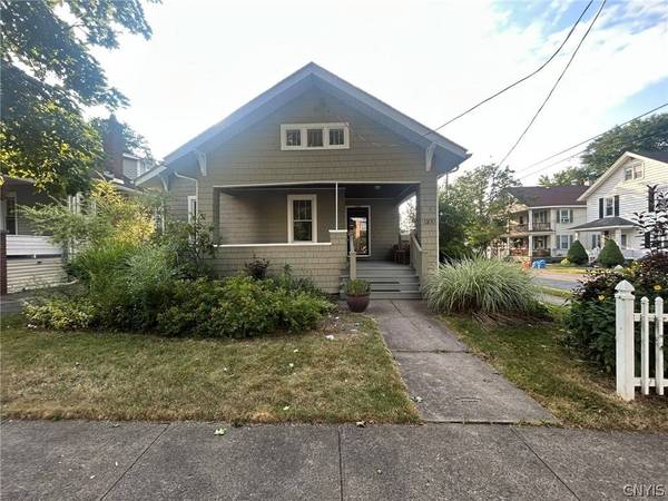 1100 Kellogg AVE