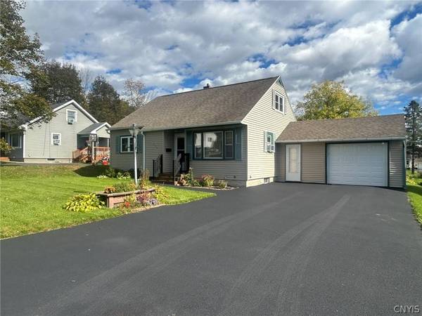 516 Rockhaven RD, Utica, NY 13502