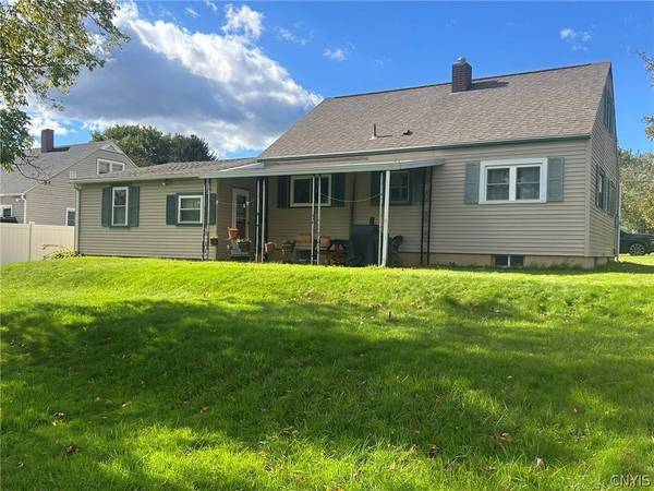 516 Rockhaven RD, Utica, NY 13502