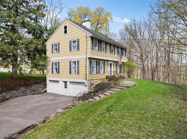 9217 Red Hill RD, New Hartford, NY 13413