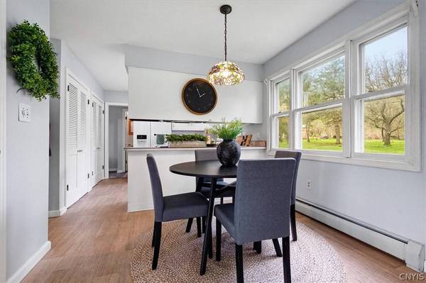 9217 Red Hill RD, New Hartford, NY 13413