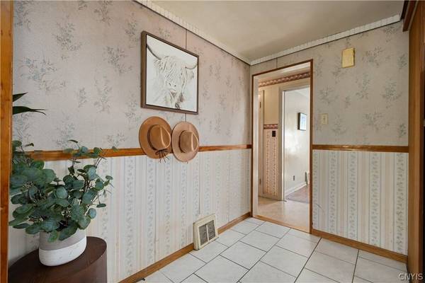 1234 Hilton AVE, Utica, NY 13501