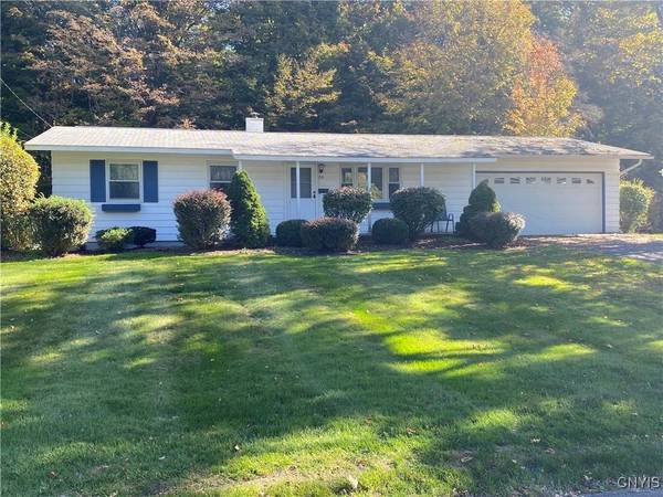 30 Cedarbrook CRES, Whitesboro, NY 13492