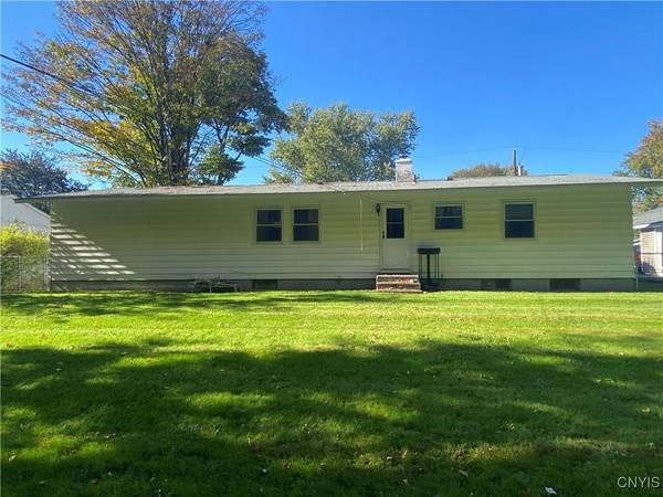 30 Cedarbrook CRES, Whitesboro, NY 13492