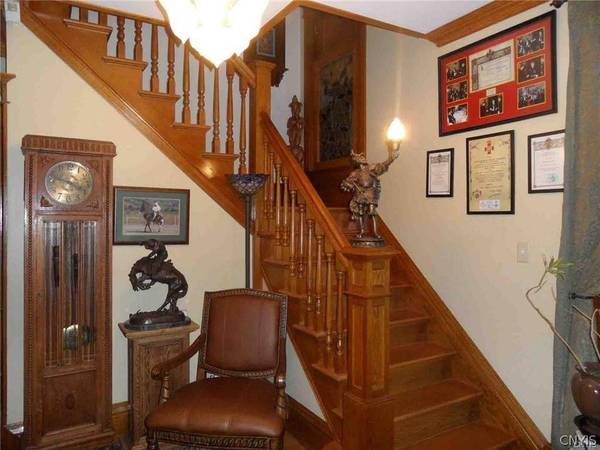 1010 Utica ST, Oriskany, NY 13424