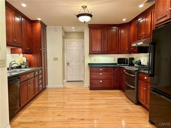 1154 Leeds ST, Utica, NY 13501