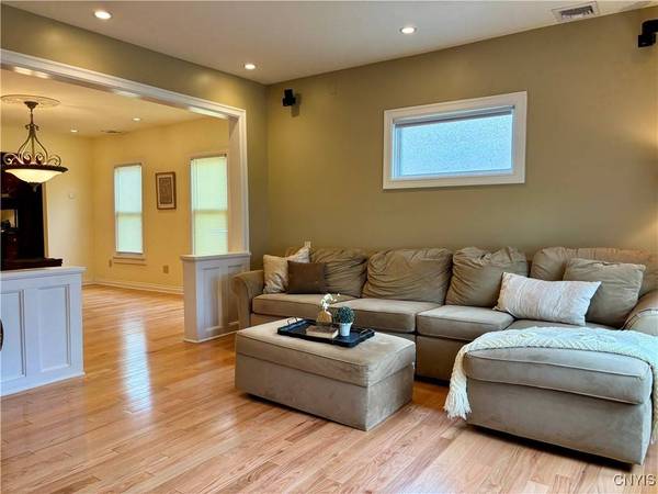 1154 Leeds ST, Utica, NY 13501