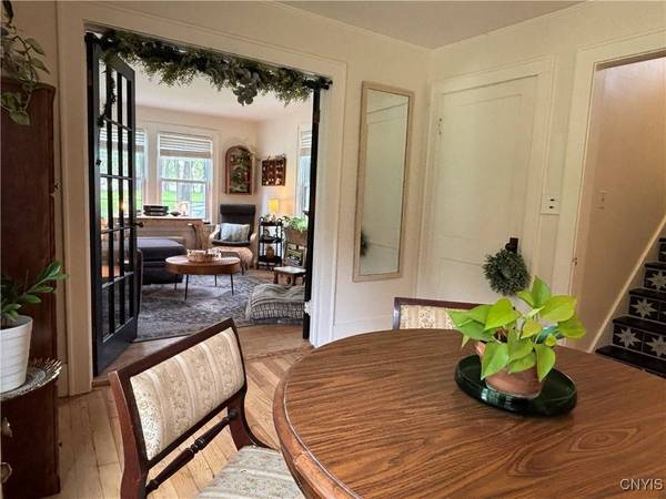 44 Golf AVE, New Hartford, NY 13413