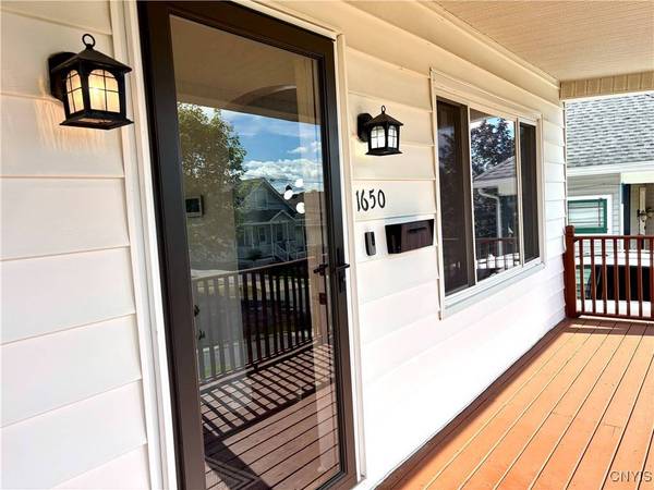 1650 Saint Agnes AVE, Utica, NY 13501