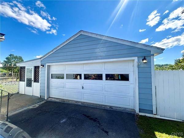 8278 Old Floyd RD, Rome, NY 13440