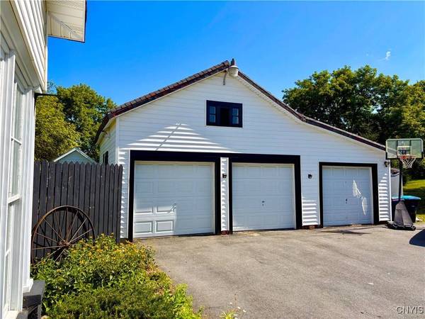 221 County Highway 18c, West Edmeston, NY 13485