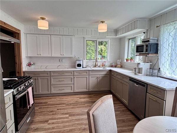 4061 Bristol RD, Clinton, NY 13323