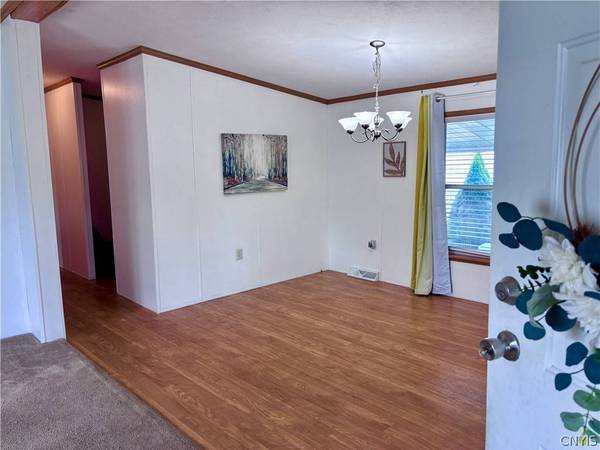 452 Susan DR, Clinton, NY 13323