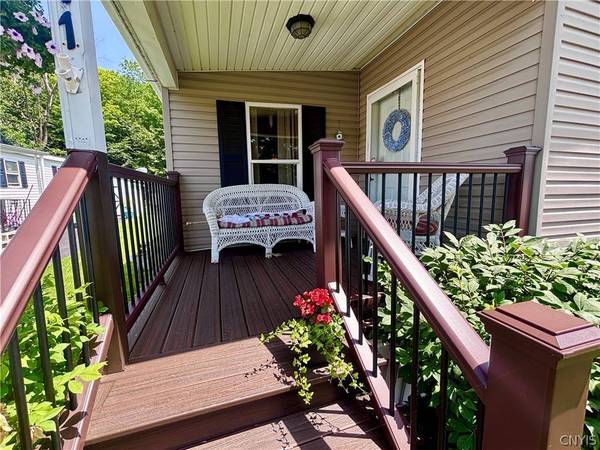 741 Heloon DR, Clinton, NY 13323