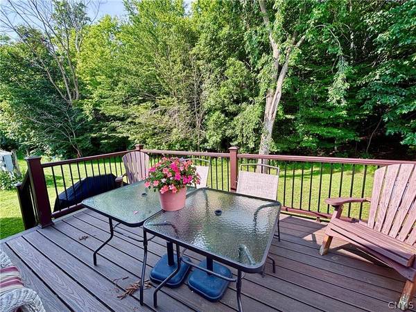 741 Heloon DR, Clinton, NY 13323