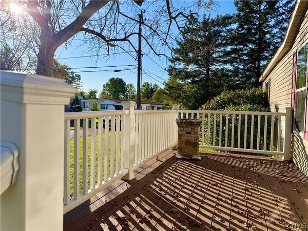 49 Millstream CT, Clinton, NY 13323