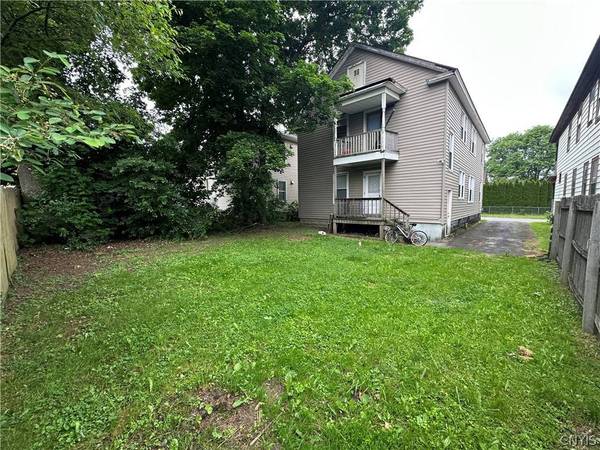 1029 W Kellogg AVE E, Utica, NY 13502