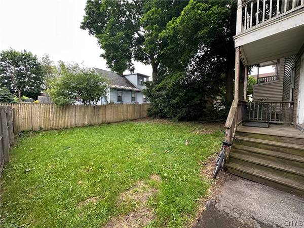 1029 W Kellogg AVE E, Utica, NY 13502
