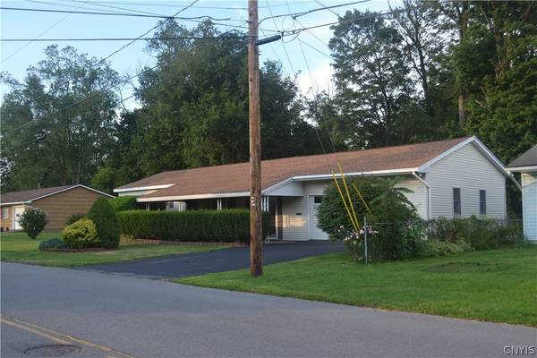 731 Deerfield DR E, Utica, NY 13502