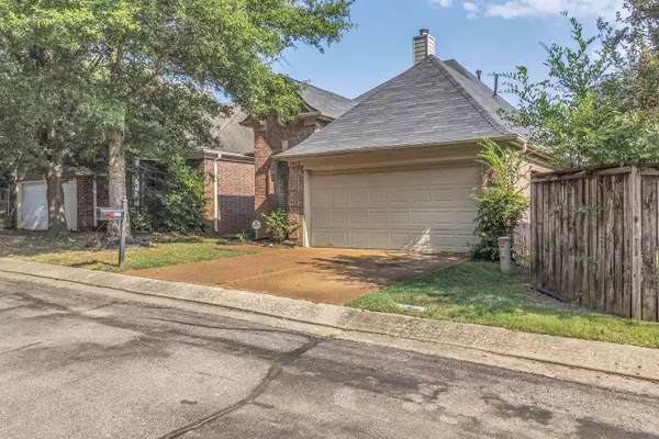 7486 DALWHINNIE TRL, Memphis, TN 38018