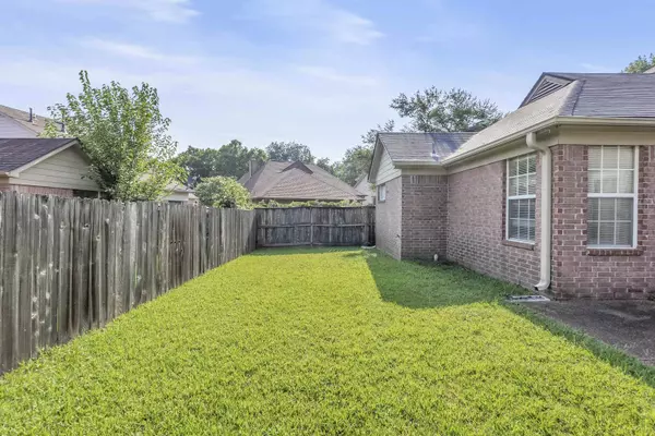 7486 DALWHINNIE TRL, Memphis, TN 38018