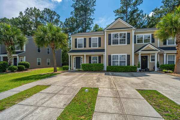 9098 Maple Grove Dr, Summerville, SC 29485