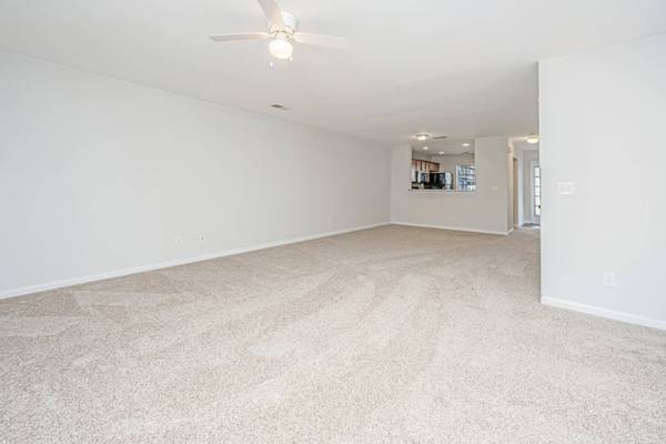 9098 Maple Grove Dr, Summerville, SC 29485