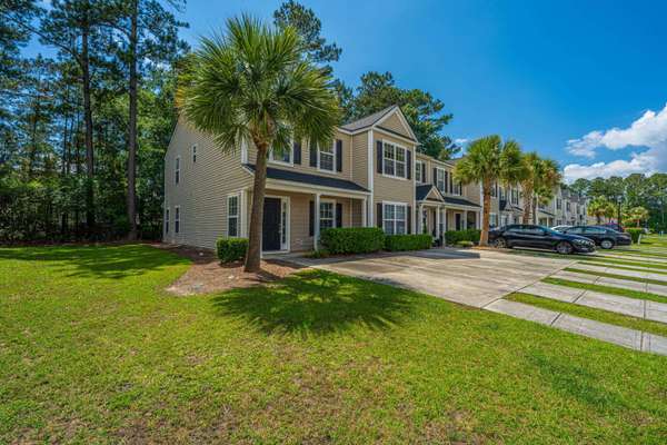 9098 Maple Grove Dr, Summerville, SC 29485