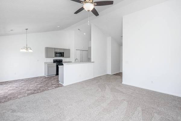 5042 Thornton Dr, Summerville, SC 29485